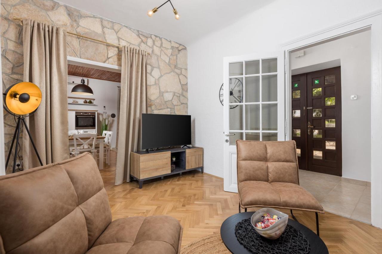 Apartment Carmen Matulji Ngoại thất bức ảnh