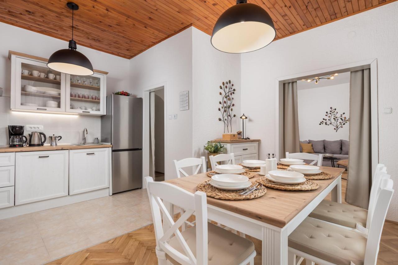 Apartment Carmen Matulji Ngoại thất bức ảnh