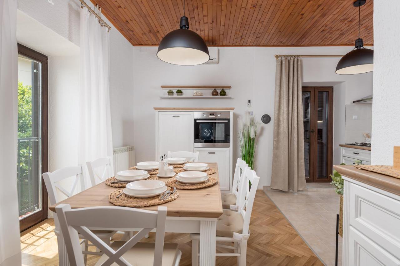 Apartment Carmen Matulji Ngoại thất bức ảnh
